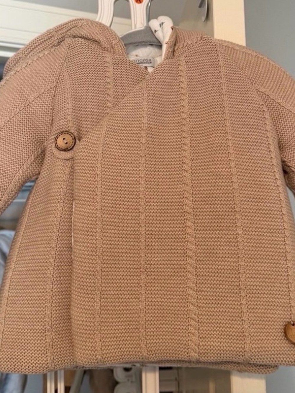 Pangasa baby coat